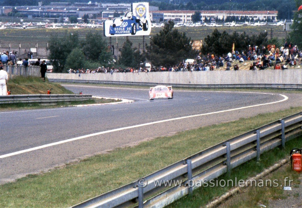 le mans Courbe Dunlop