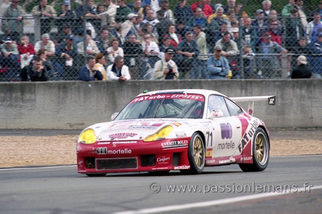 le mans 2001 Porsche N°71