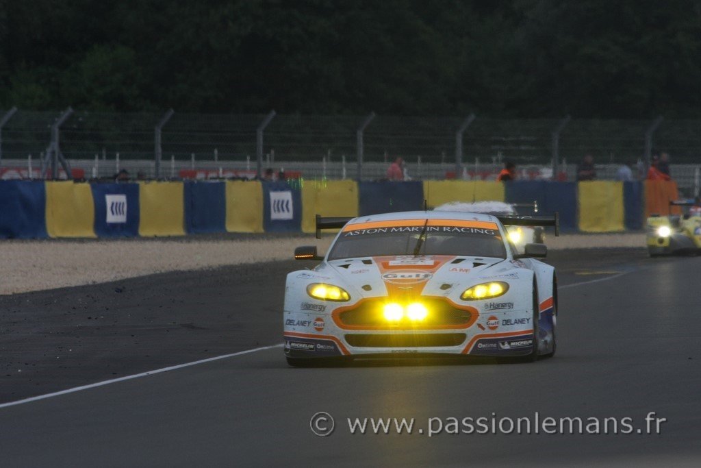 Aston Martin Vantage n°96