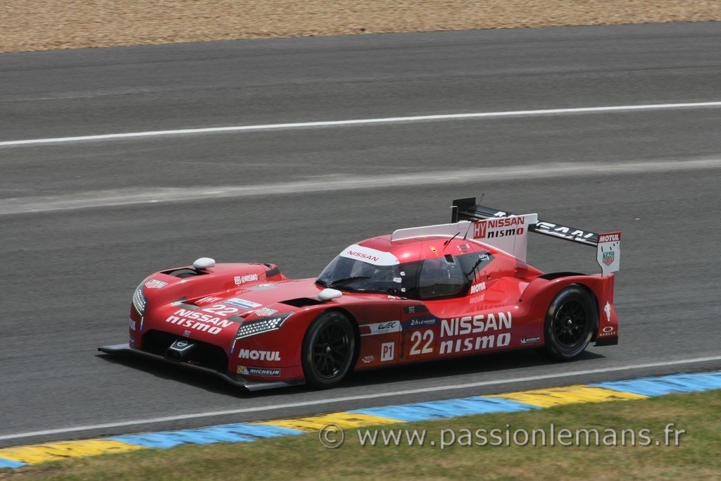 Nissan GT-R LM Nismo N°22