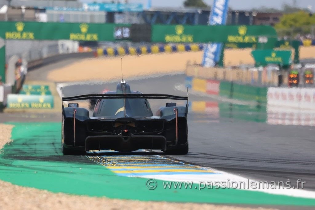 Cadillac V-Series.R N°2 le mans